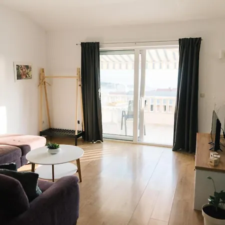 Great View Apartment *